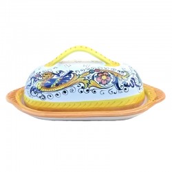 Deruta majolica butter dish hand painted with Raphaelesque decoration