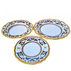 Servizio piatti tavola ceramica maiolica Deruta dipinto a mano decoro ricco Deruta giallo sagomato