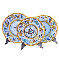 Table Set 3 PCS ceramic majolica deruta with Raphaelesque floral doily decoration scalloped